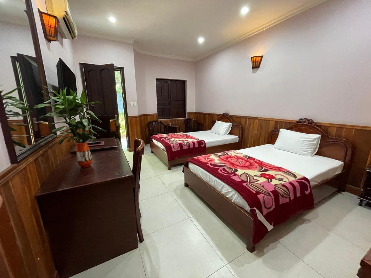 Song Tra Hotel Thu Dau Mot Екстер'єр фото
