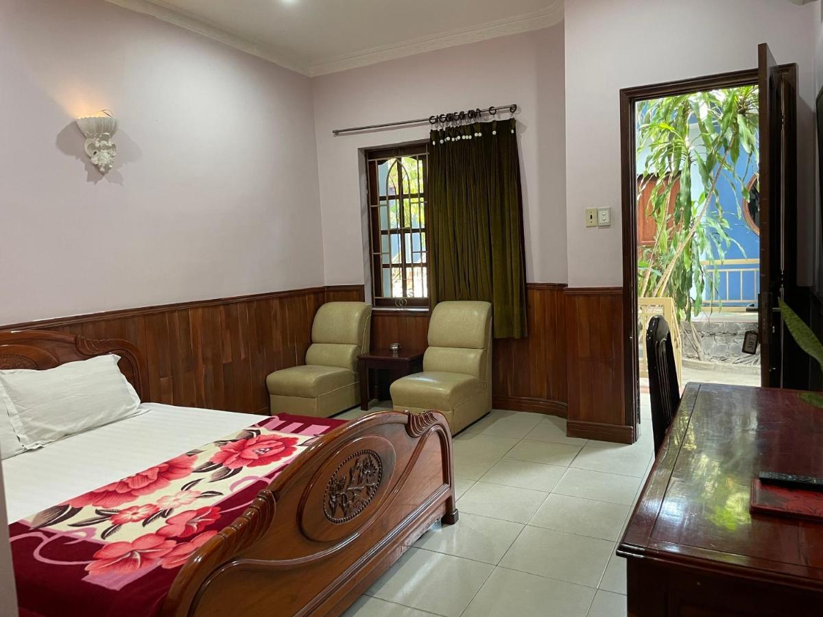 Song Tra Hotel Thu Dau Mot Екстер'єр фото