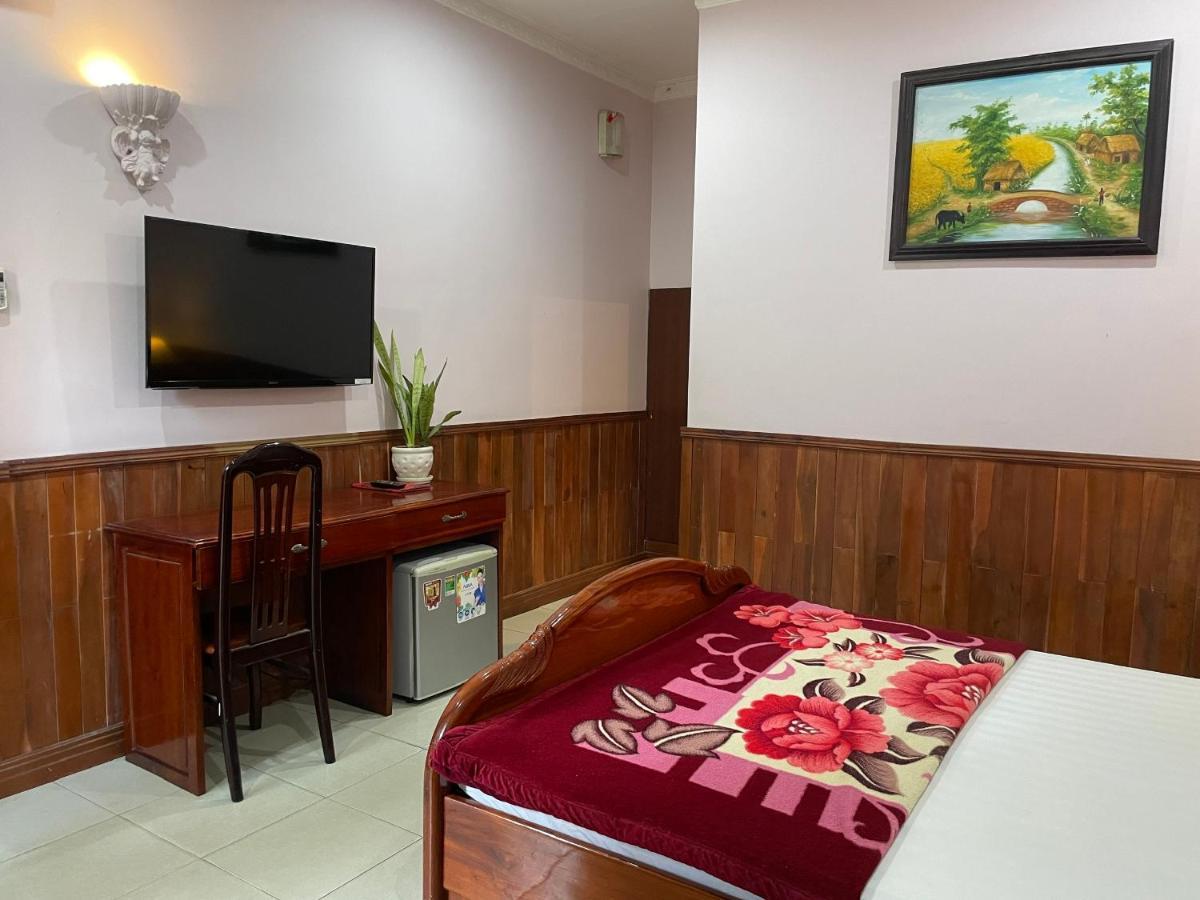 Song Tra Hotel Thu Dau Mot Екстер'єр фото